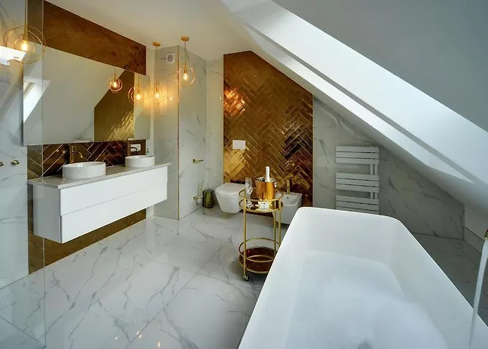 Trevilles Kasiowka - 13 Os Z 4 Sypialniami, 3 Lazienkami I Kominkiem