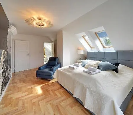 Trevilles Kasiowka - 13 Os Z 4 Sypialniami, 3 Lazienkami I Kominkiem Apartment *